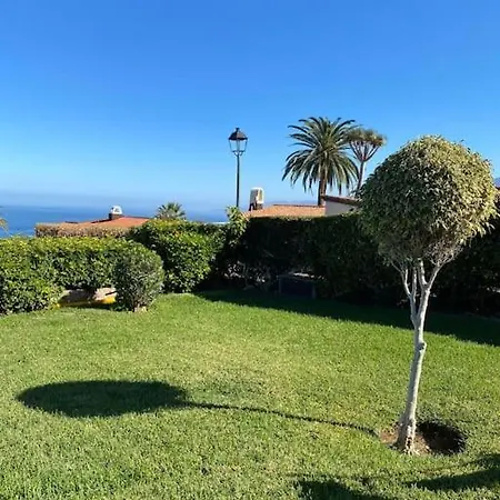 Exotic Ocean View Apartment Los Realejos