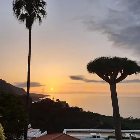 Exotic Ocean View Apartment Los Realejos