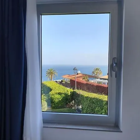 Exotic Ocean View Apartment Los Realejos